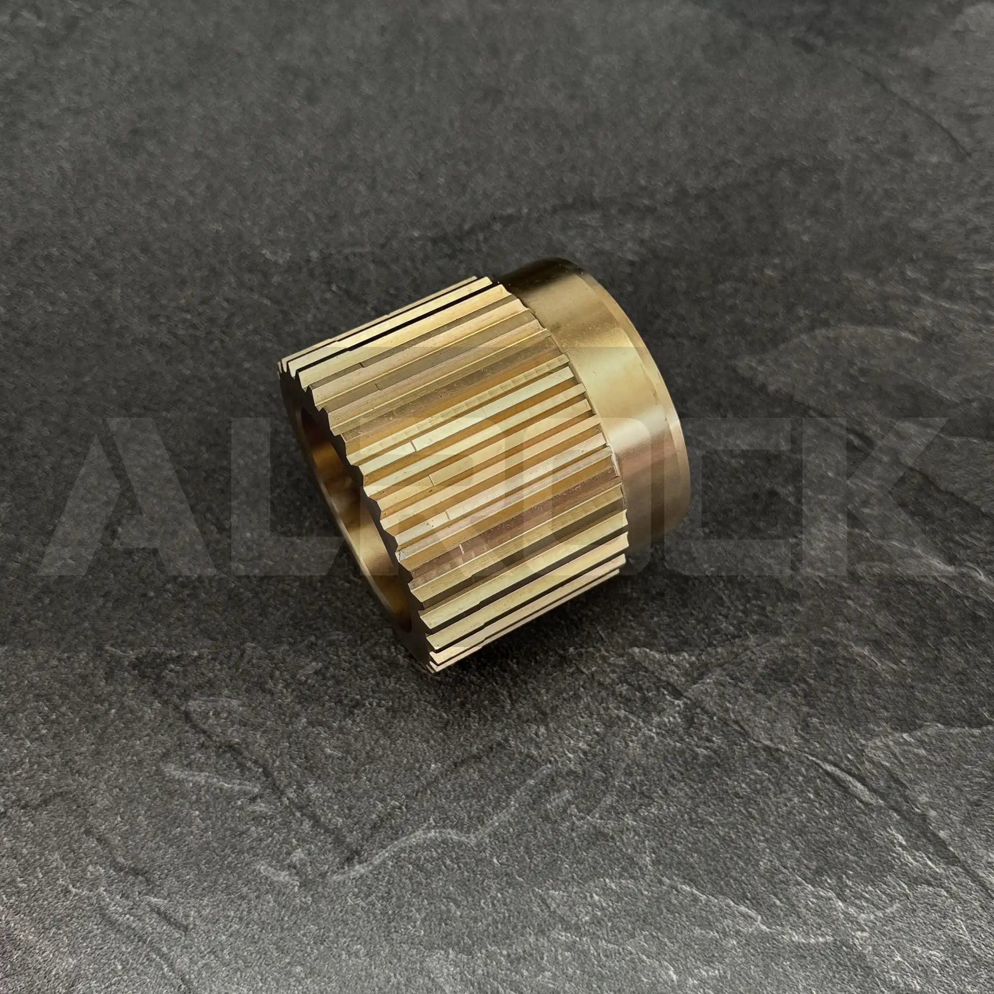 M30 x 3.5 Threaded Interface for Secure Mounting in Rotational Coupling 15175668